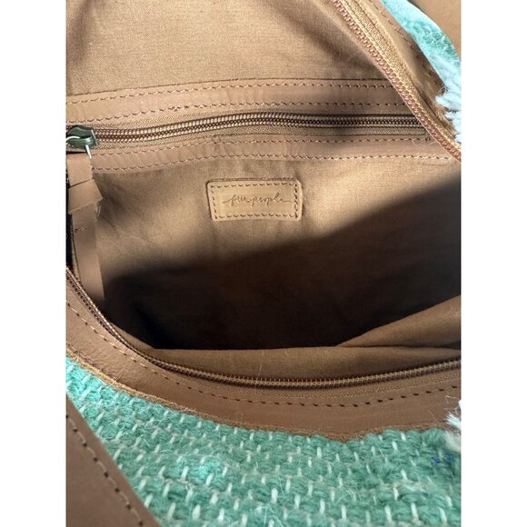Free People Quick Trip Weekender Bag  NWT Slouchy Woven Green Cream - Picture 9 of 10